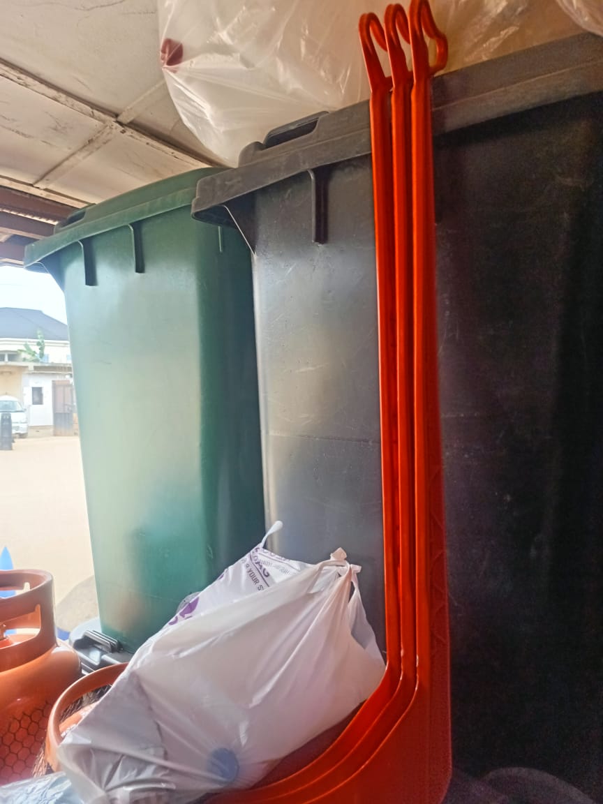 gas cylinder